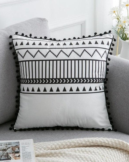 Elegant Black and White Velvet Pillowcase for a Luxurious Home Atmosphere