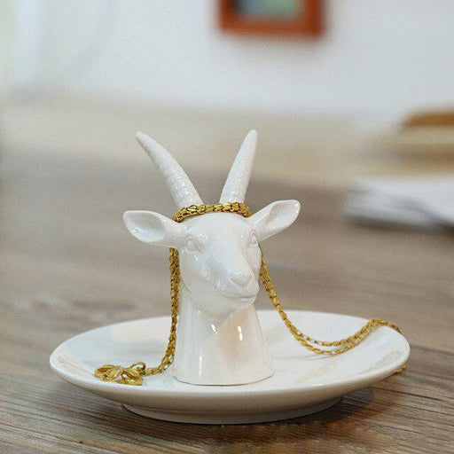 Stylish White Ceramic Jewelry Tray with Scandinavian Charm