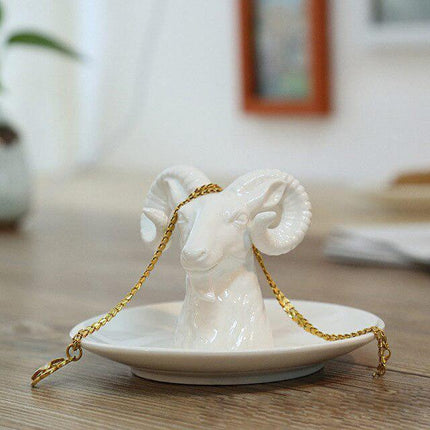 Elegant Nordic White Ceramic Jewelry Tray: The Perfect Blend of Style and Functionality