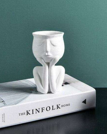 Elegant Nordic Abstract Ceramic Vase - Medium Artistic Design