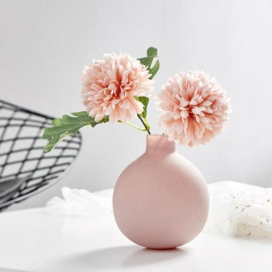 Nordic-Inspired Elegant Ceramic Flower Pot for Chic Home Styling