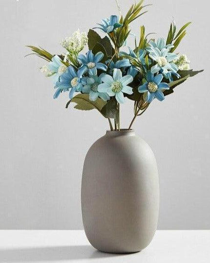 Contemporary Nordic Ceramic Planter for Chic Living Spaces