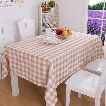 Chic Plaid Polyester Dining Table Cover for Elegant Gatherings