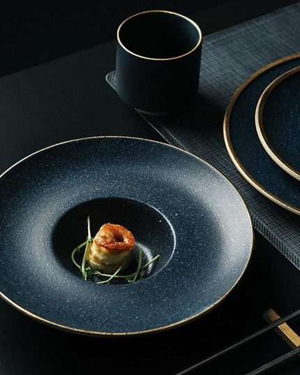 Elegant Dark Green Ceramic Dining Collection: Luxurious 7-Piece Set for an Upscale Dining Experience