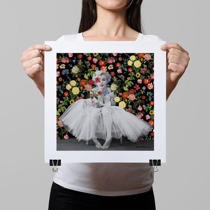 Glamorous Muse: Stylish Women Canvas Art for Trendy Interiors