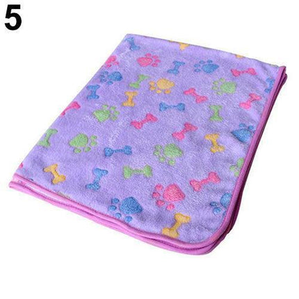 Plush Paw Print Pet Mat - Cozy Fleece Blanket Cushion for Animals