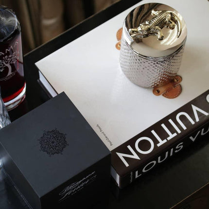 Opulent Silver Crocodile Wood Charnel Candle with Cognac Vanilla Aroma